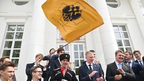 Посвящения в академисты